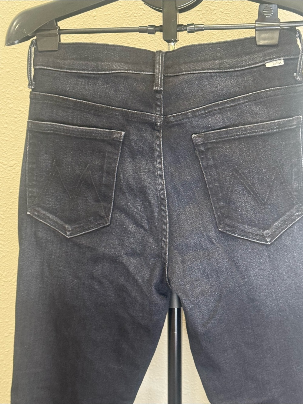 MOTHER High-Rise Jeans in Dark Indigo
